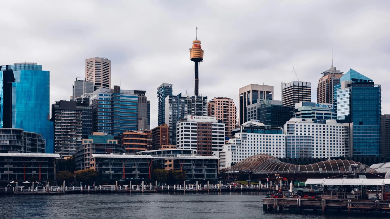 Sydney Opera House and Sydney Harbour waterfront view